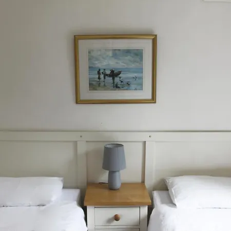 Leitrim Quay - Riverside 1 Holiday home *